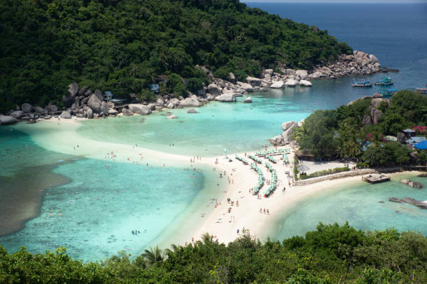 istock The view from the Nang Yuan island 1246924644