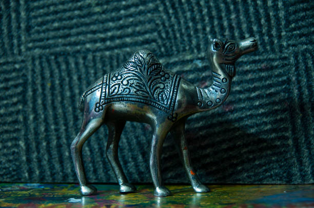 istock Silver White Metal Camel Statue made by rajasthan handicrafts 1246930008