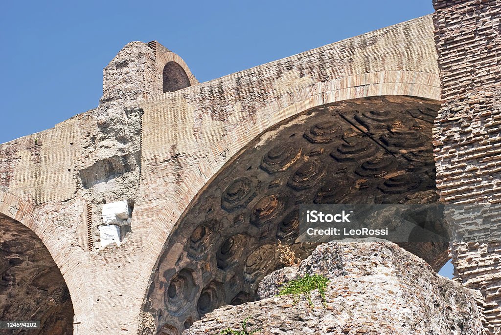 De Roma: Antiga Basílica Massenzio Costantino, Fórum Romano, Itália/Beleza - Royalty-free Abóbada de Berço Foto de stock