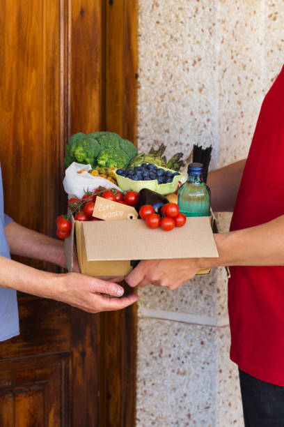 istock Zero waste no plastic eco-friendly home delivery food service 1246945067