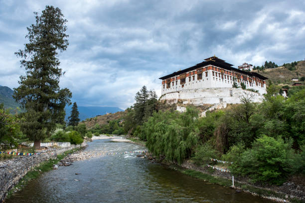 istock Rinpung Dzong 1247118134