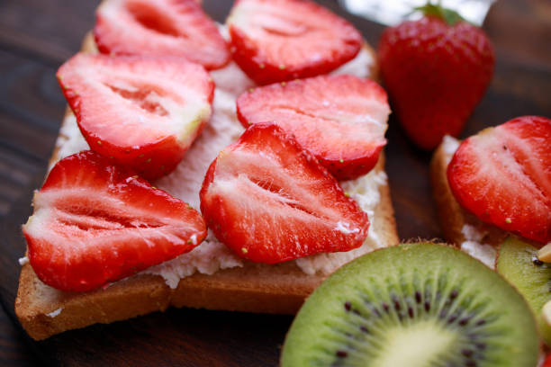 istock Homemade strawberry bruschetta with cottage cheese 1247651649