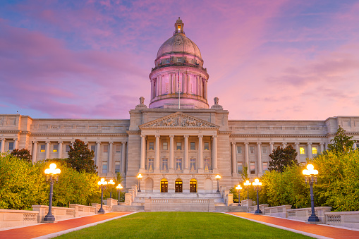 Frankfort, Kentucky, USA with the Kentucky State Capitol at dusk.