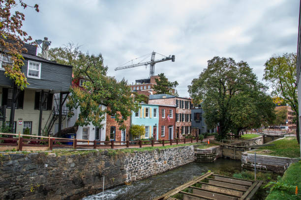istock In the canals of Georgetown 1248227637