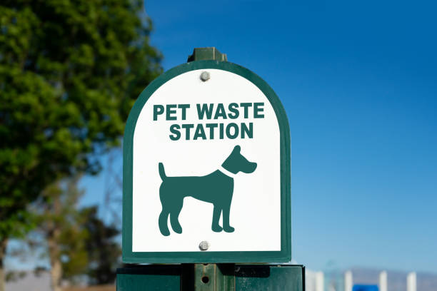istock Pet Waste Station sign 1248271969