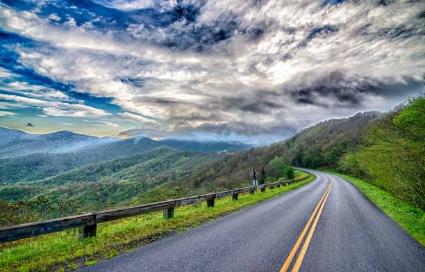 istock driving on blue ridge parkway in spring 1248311216