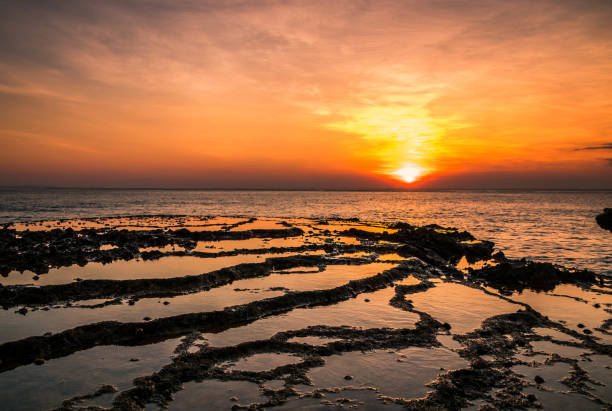 istock Devil's tears bay, Nusa Lembongan. 1248313316