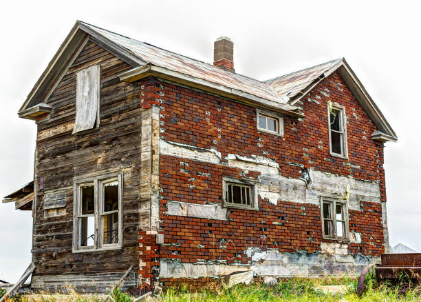 istock tall two story house 1248330728