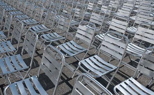 Due to the strict initial restrictions, the chairs remain empty this year.