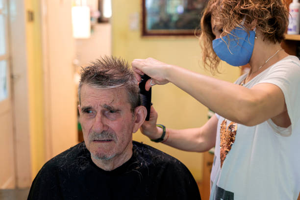 istock Haircutting at home 1248441081
