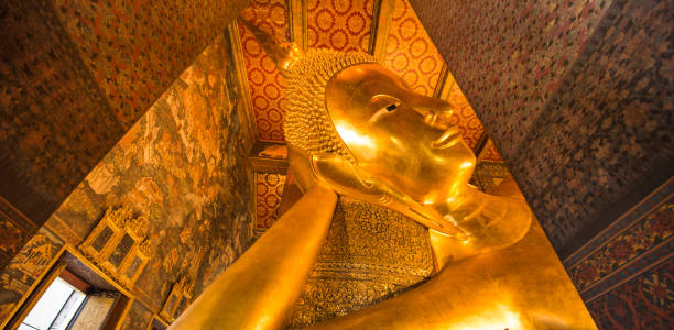 pagoda in Wat Phra Chettuphon Wimon Mangkhalaram (Wat pho), Bangkok, Thailand pagoda in Wat Phra Chettuphon Wimon Mangkhalaram (Wat pho), Bangkok, Thailand thailand king stock pictures, royalty-free photos & images