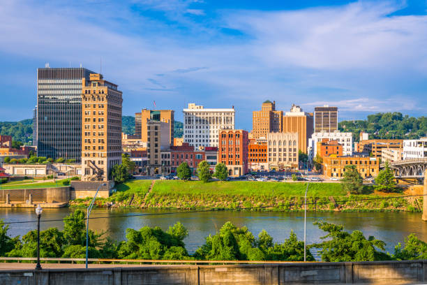 istock Charleston, West Virginia, USA 1248528202