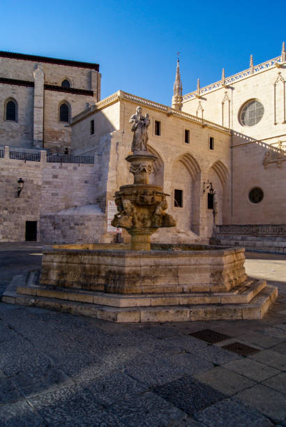 istock The Burgos cathedral square fountain 1248761352