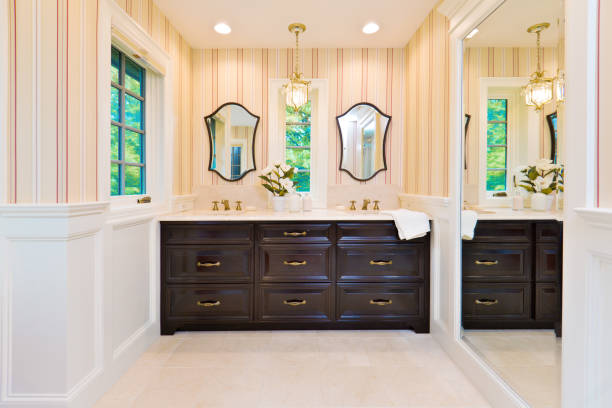 istock Contemporary Bathroom Design with Sink, Vanity and Mirror 1248763019