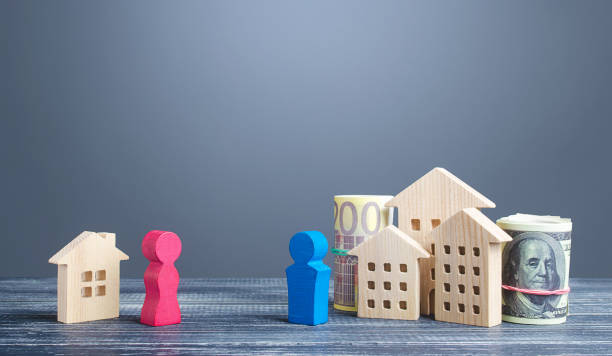 Ex-husband takes most of the marital property from his ex-wife. Unfair division after divorce. Dispute over finance, real estate. Conflict resolution, legal services assistance. rights Infringement. el ex-marido se lleva la mayor parte de la propiedad conyugal de su ex-esposa. división injusta después del divorcio. disputa sobre finanzas, bienes raíces. resolución de conflictos, asistencia en servicios legales. derechos de infracción.