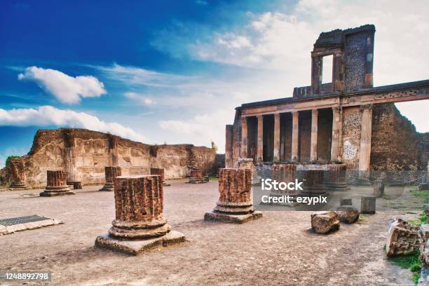 Basilica Of Pompeii Italy Stock Photo - Download Image Now - Pompeii, Italy, Archaeology