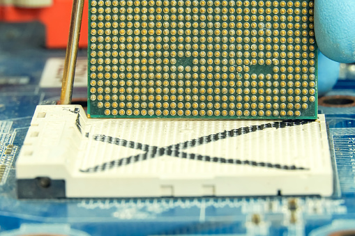 Removing And Replacing A Computer Processor Cpu Installing And Removing ...