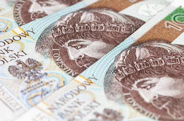istock cash, Polish zlotys 1248946859