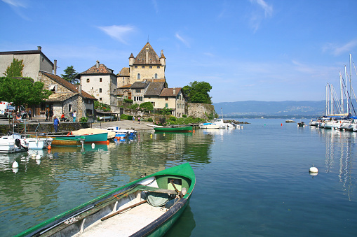 Yvoire is located in Haute-Savoie in France, on the shores of Lake Geneva, between Geneva and Evian. It is a fortified medieval village datinf from the beginning of the XIVth century, classified among \