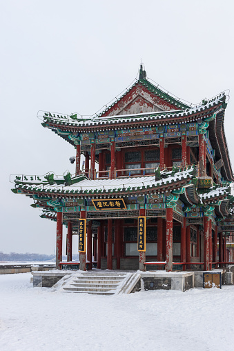 Chinese traditional architecture.It is usually located in the park.