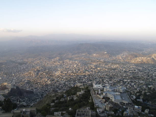istock Taiz top of mountain saber 1249040205