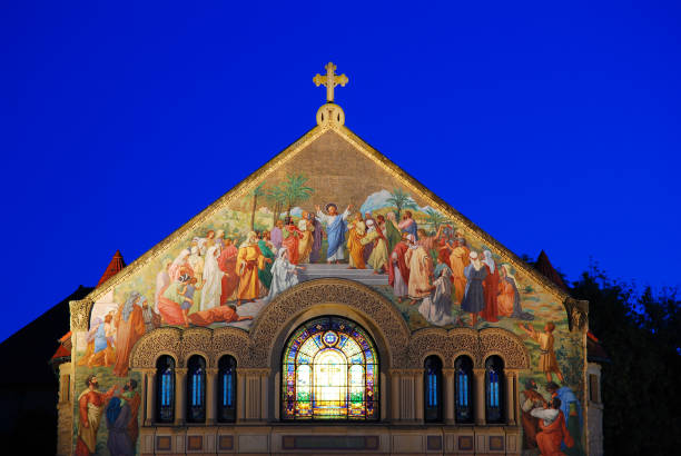 The exterior of the Stanford University Church (built 1900-public domain) Palo Alto, CA, USA August 9 A large religious mosaic dominates the façade of the Memorial Church on the campus of Stanford University in Palo Alto, California stanford university photos stock pictures, royalty-free photos & images