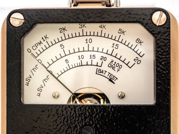 Photo of Count per minute scale and microSIevert per hour scale on Dial display of Radiation survey meter