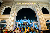 neu-delhi-indien-18-august-2019-devotees