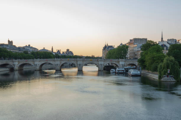 istock Quiet Seine in the morning 1249158530