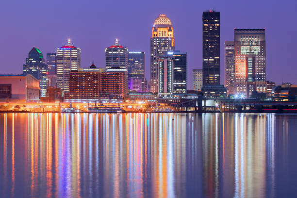 istock Louisville Skyline - Kentucky 1249193537