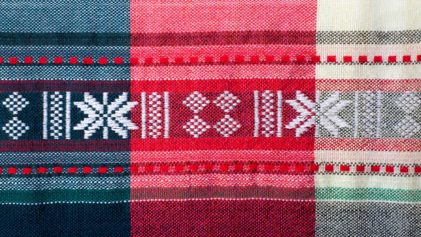 textura têxtil em laranja, azul e branco. ornamento leste - art tribal art traditional culture multi colored - fotografias e filmes do acervo