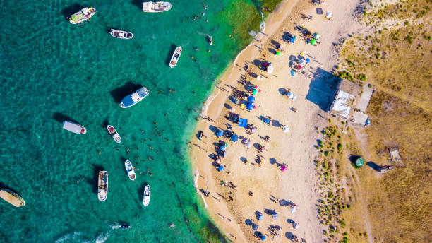 jaziret el araneb (rabbit island) areal widok na góry , liban - tripoli zdjęcia i obrazy z banku zdjęć