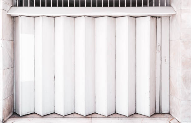 Accordion-folded gates outdoors