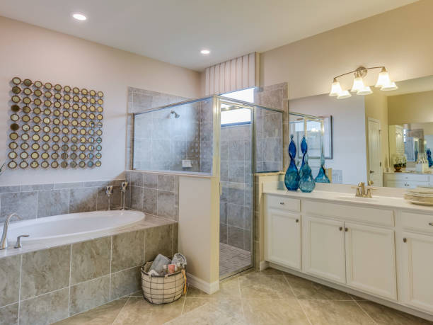 istock Corner shower and soaking tub in bathroom 1249284653