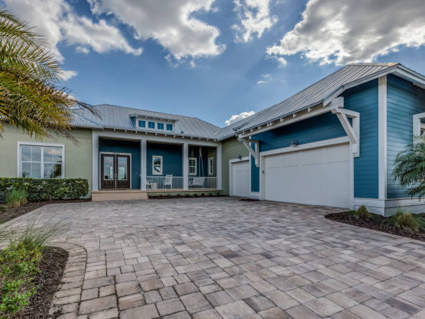 istock Beautiful new tour home 1249285316