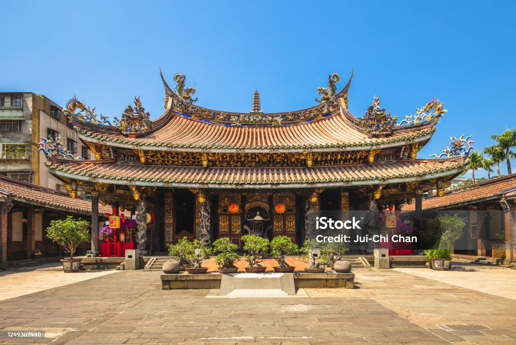 Dalongdong Baoan temple Dalongdong Baoan temple in taipei, taiwan Taiwan Stock Photo