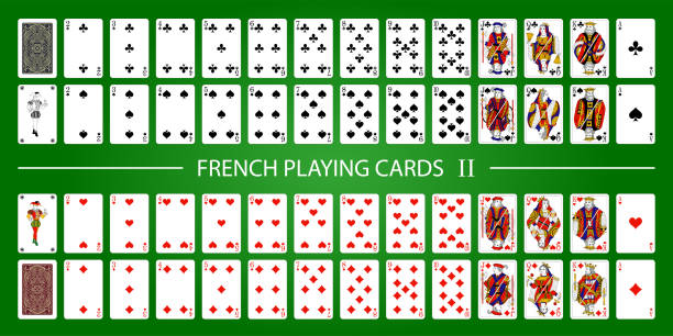 ilustraciones, imágenes clip art, dibujos animados e iconos de stock de conjunto de poker con cartas aisladas sobre fondo verde. 52 cartas francesas con comodines. - poker cards royal flush leisure games