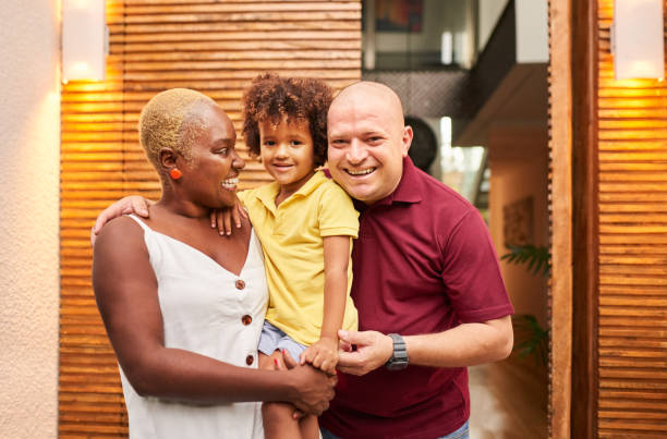istock Loving family 1249350110