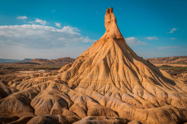 바데나스 레알레스, 나바레, 스페인 - bardenas hill 뉴스 사진 이미지