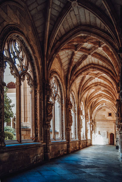 istock Monastery cloister San Juan de los Reyes de Toledo 1249374320