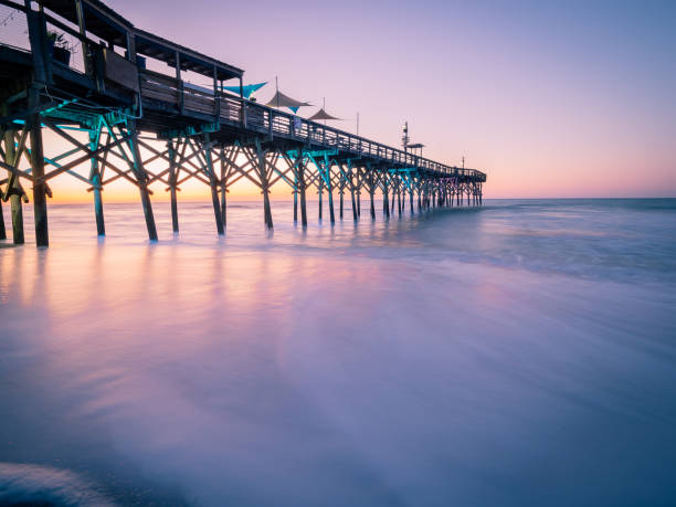 istock Morning at the pier 1249396243