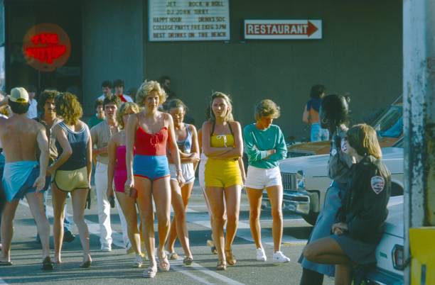 street scene in fort lauderdale - group of people 1980s style image created 1980s exercising imagens e fotografias de stock