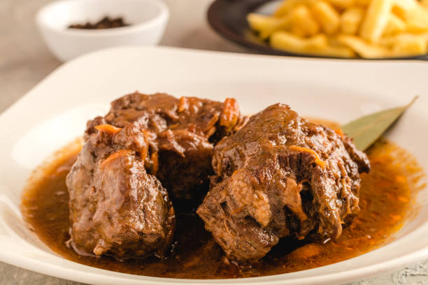 istock Bull's tail cooked and ready to eat in a Spanish restaurant 1249402981