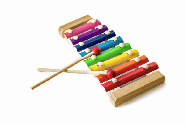 rainbow kolorowe drewniane toy 8 tone xylophone glockenspiel izolowane na białym tle. glockenspiel. muzyka, żywa. rytm, słuchaj. - ksylofon zdjęcia i obrazy z banku zdjęć