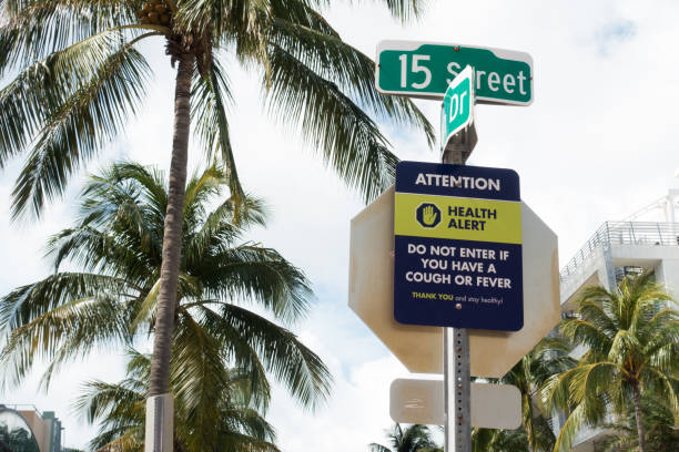 istock Ocean Drive warning sign in Miami Beach during coronavirus 1249435281