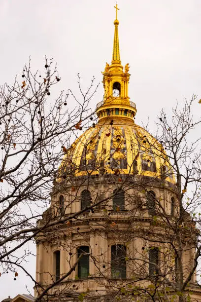 gold-leaf dome of Napoleon's Tomb