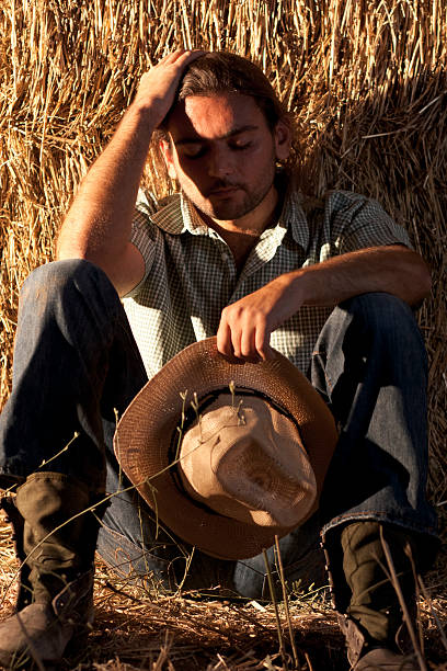 cansado de agricultor - sharecropper fotografías e imágenes de stock