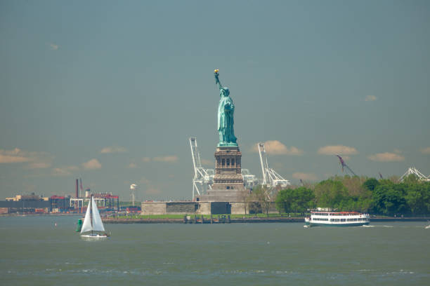 istock Statue of Liberty and Hudson bay 1249586821