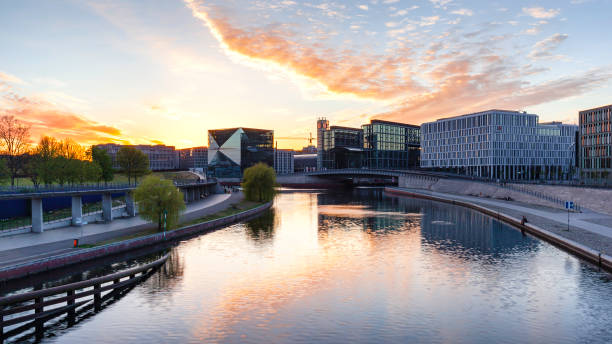 istock Berlin sunset cityscape view with spree river and office buildings 1249609515