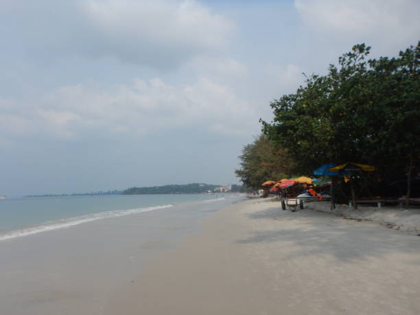 istock Ochheuteal Beach in Sihanoukville 1249620276